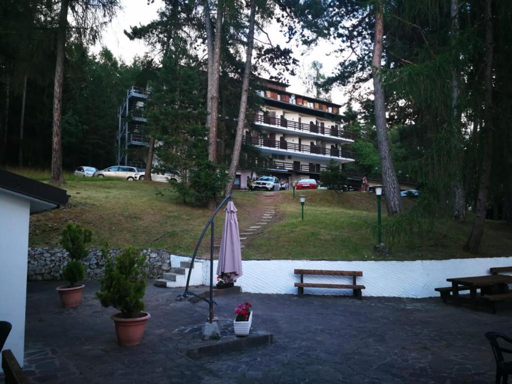 Royal Hotel Paolino Cavareno Dış mekan fotoğraf
