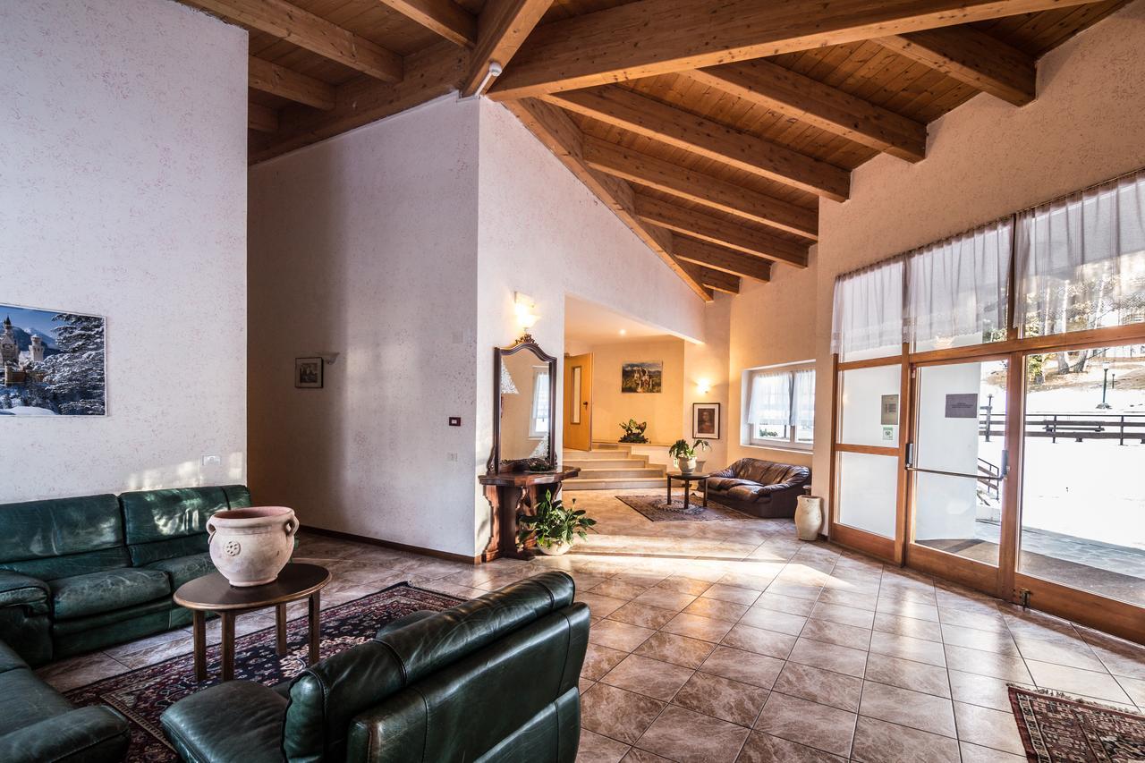 Royal Hotel Paolino Cavareno Dış mekan fotoğraf