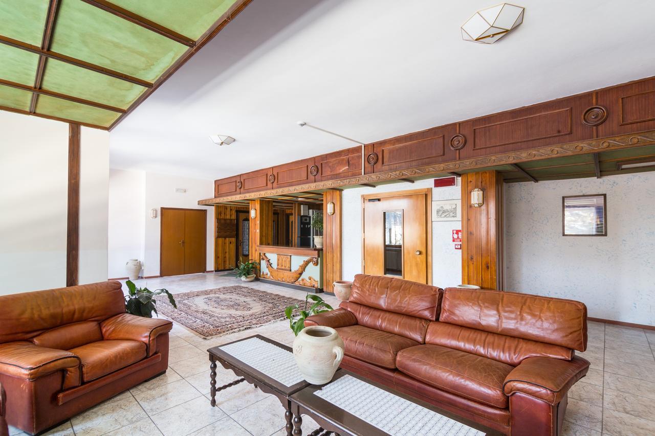 Royal Hotel Paolino Cavareno Dış mekan fotoğraf