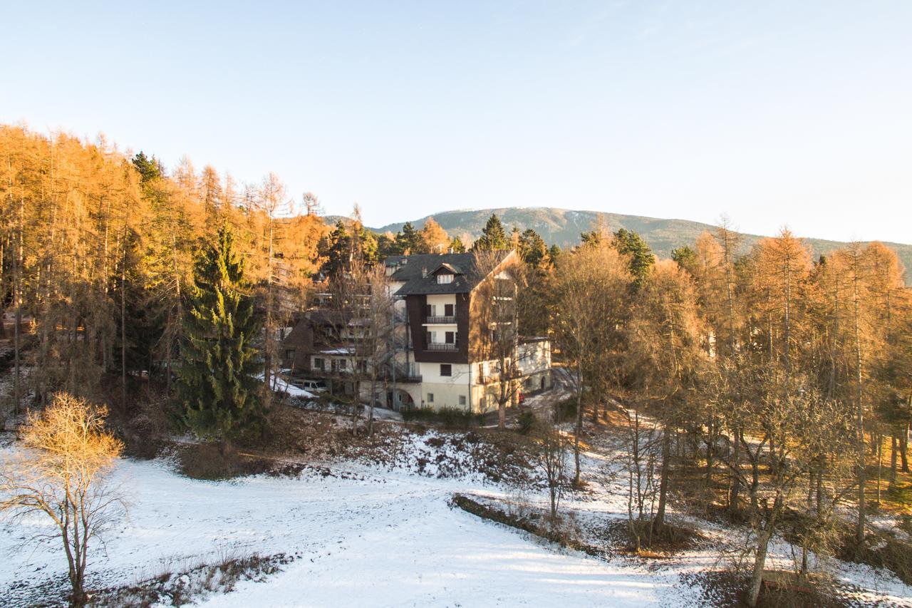 Royal Hotel Paolino Cavareno Dış mekan fotoğraf